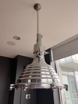 Industrial style lamp