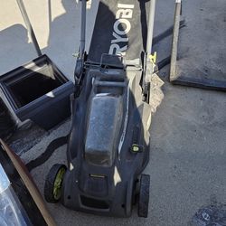 Ryobi 40v self propelled lawnmower with aftermarket battery!! In Great Condition!!