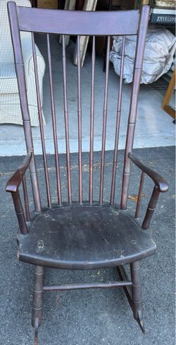 Vintage Windsor Style Rocking Chair 44H x 22W x 18Dp