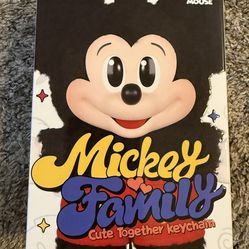 Popmart Mickey Family Goofy