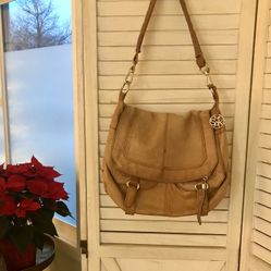 1 Used Leather Handbag $10