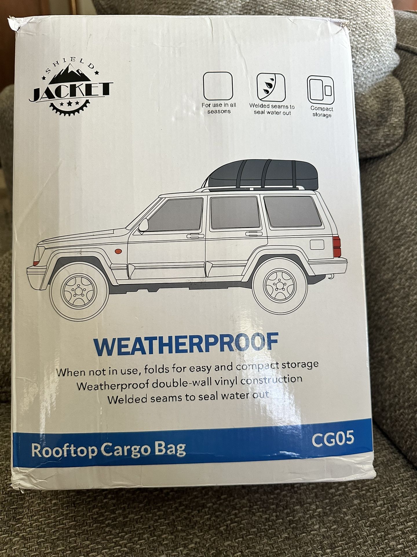 SHIELD JACKET Car Rooftop Cargo Carrier (15 Cubic Feet) - Waterproof Rooftop Bag for Cars, Vans and SUVs - Great for Travel or Off-Roading - Double Vi