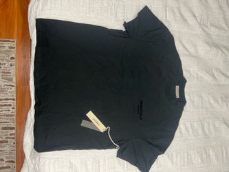Essetianls Tee