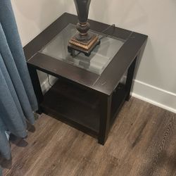 Corner Table