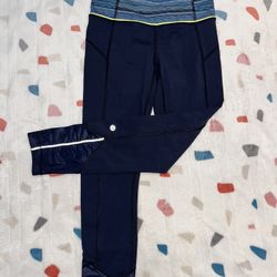 Lululemon Legging Size 4 Like New