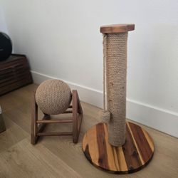 Cat scratching post
