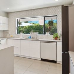 Samsung Dishwasher Samsung White Glass Dishwasher – Quiet – Excellent Condition