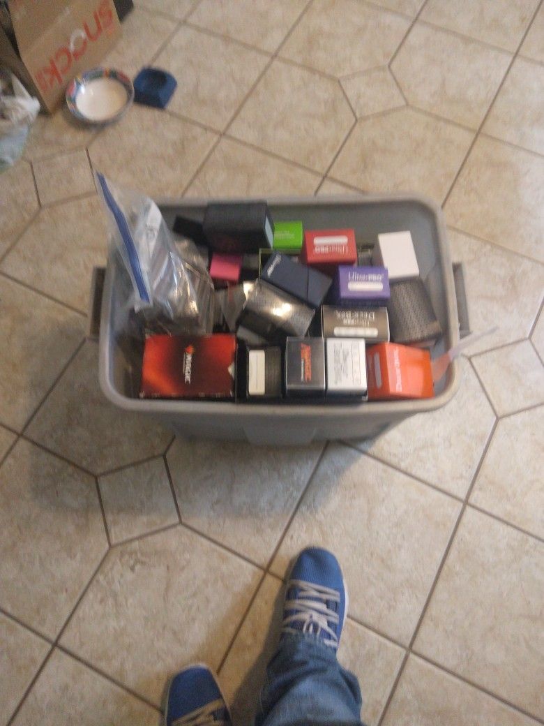 Magic Cards For Sale Rufly 20 To 30 Thousand Cards Can Be Sold By The Deck Or Indavidualy