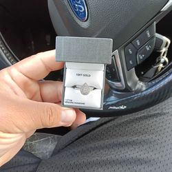 Women's Wedding Ring