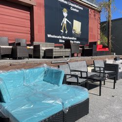Teal Loveseat And Ottomans 