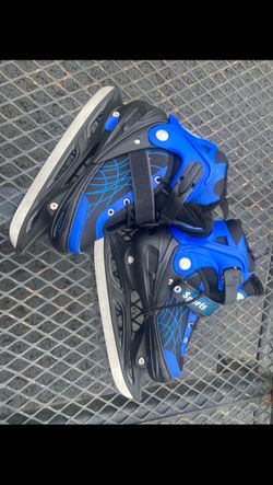 Ice skates adjustable size 4-6, shoe size 4, 5, 6 like new