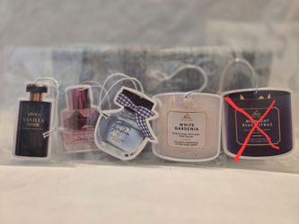 BATH & BODY WORKS/WHITE BARN Air Freshener