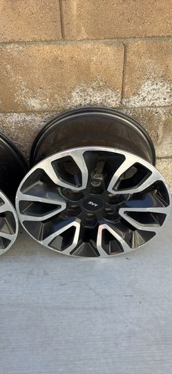 Ford raptor wheels (2)