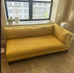 Arwen  bumber chaise couch