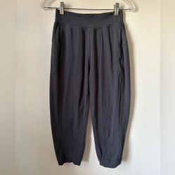 Lululemon  Grey Cropped Align Joggers
