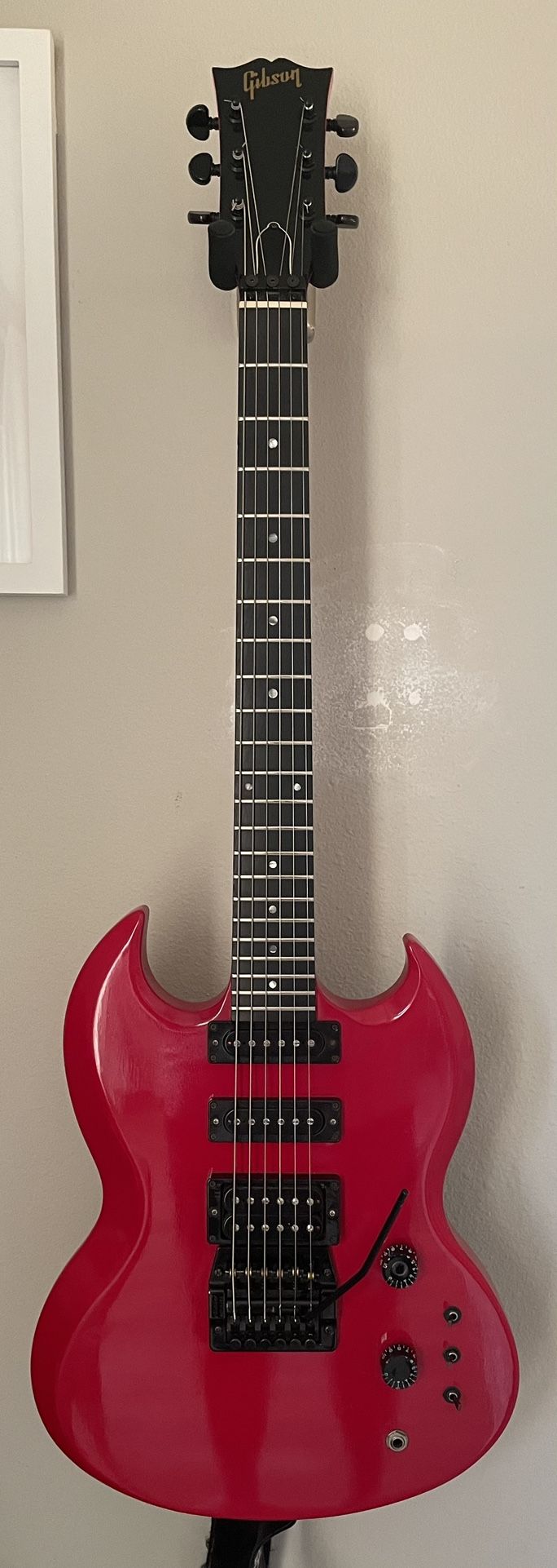 RARE Vintage 1986 Gibson SG Special 400 HSS in gorgeous red w Original Chainsaw Guitar Case for Sale in Austin TX OfferUp
