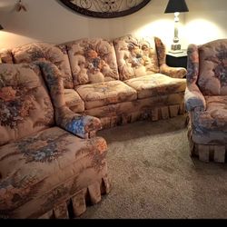 Sofa & Chairs