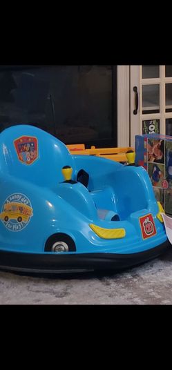 Cocomelon ride on car
