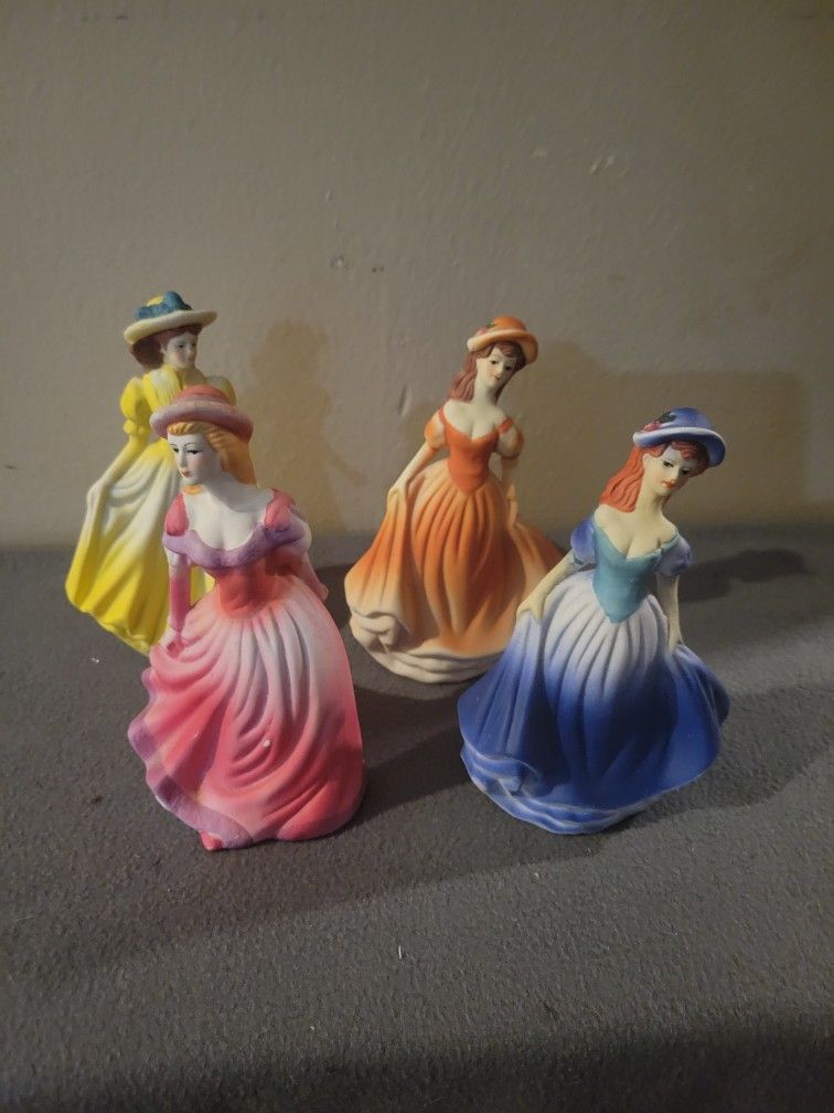 K's Collection Women Figurines