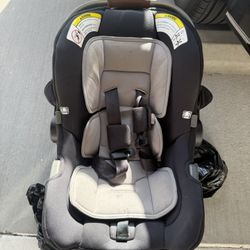 Nuna Infant Car Seat