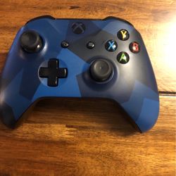 Xbox One Controller (for Pieces)