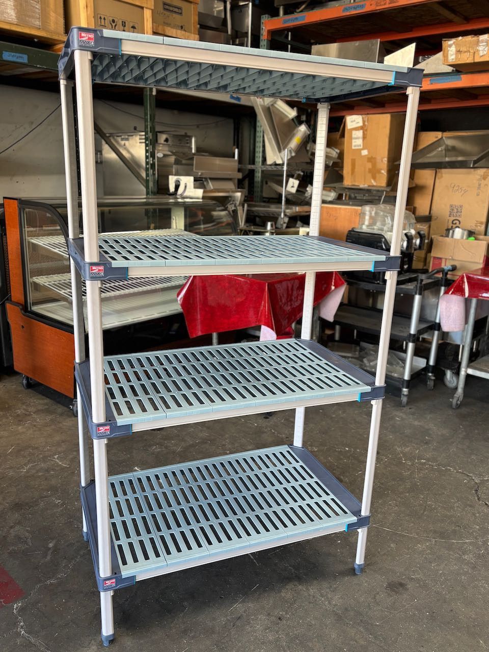 NEW 24" x 42" Metro MetroMax G4 i Polymer Shelving Unit 74" Tall Dry Storage Anti-Microbial NSF #4150