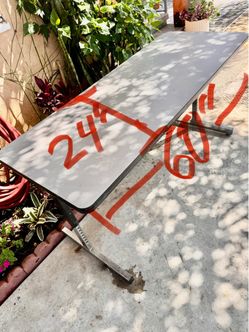 Table 24”x60” $45 each or 2 for $80 can be lowered up to 24” or rises up to 36” tall mesas