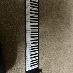 Roll Up Piano 