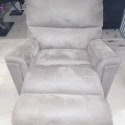Grey 🩶 Recliner 99$