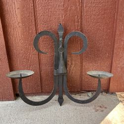 Cast iron pilar candle holder