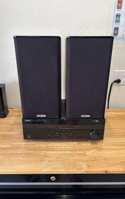 Yamaha RX-V367 5.1 HDMI Channel AV Receiver w/ 2 Polk Audio TSi200 speakers