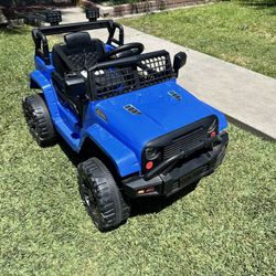 Power Wheels With Control And Bluetooth