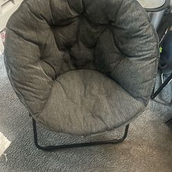 Bowl chair