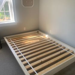 Pottery barn Teen Full Size Platform Bed