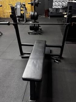 Valor HEAVY DUTY BENCH PRESS W/ SAFETY CATCH - SPOTTER STAND