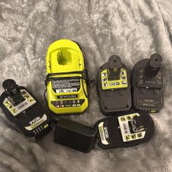 RYOBI 3 4AH AND 1 2AH BATTERY’S WITH CHARGER. 