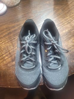 Tenis Hunder Armor Size 2.5 