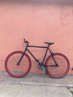 Fixie bike 57cm frame 700x25c tires Ready to ride