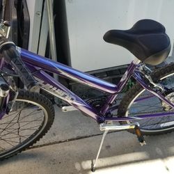 Schwinn Sidewinder 26" Mountain bike 