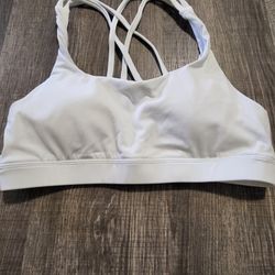 WHITE SPORTS BRA