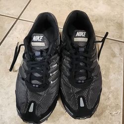 Nike Torch 4 Running Sneakers