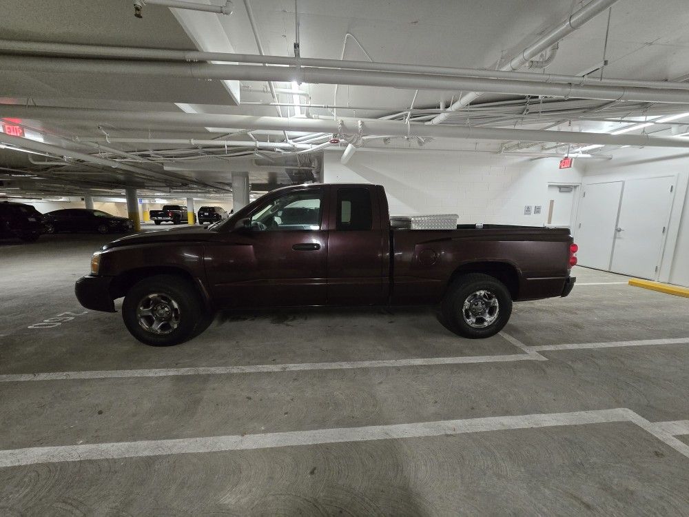 2005 Dodge Dakota