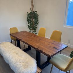 Dining room table set