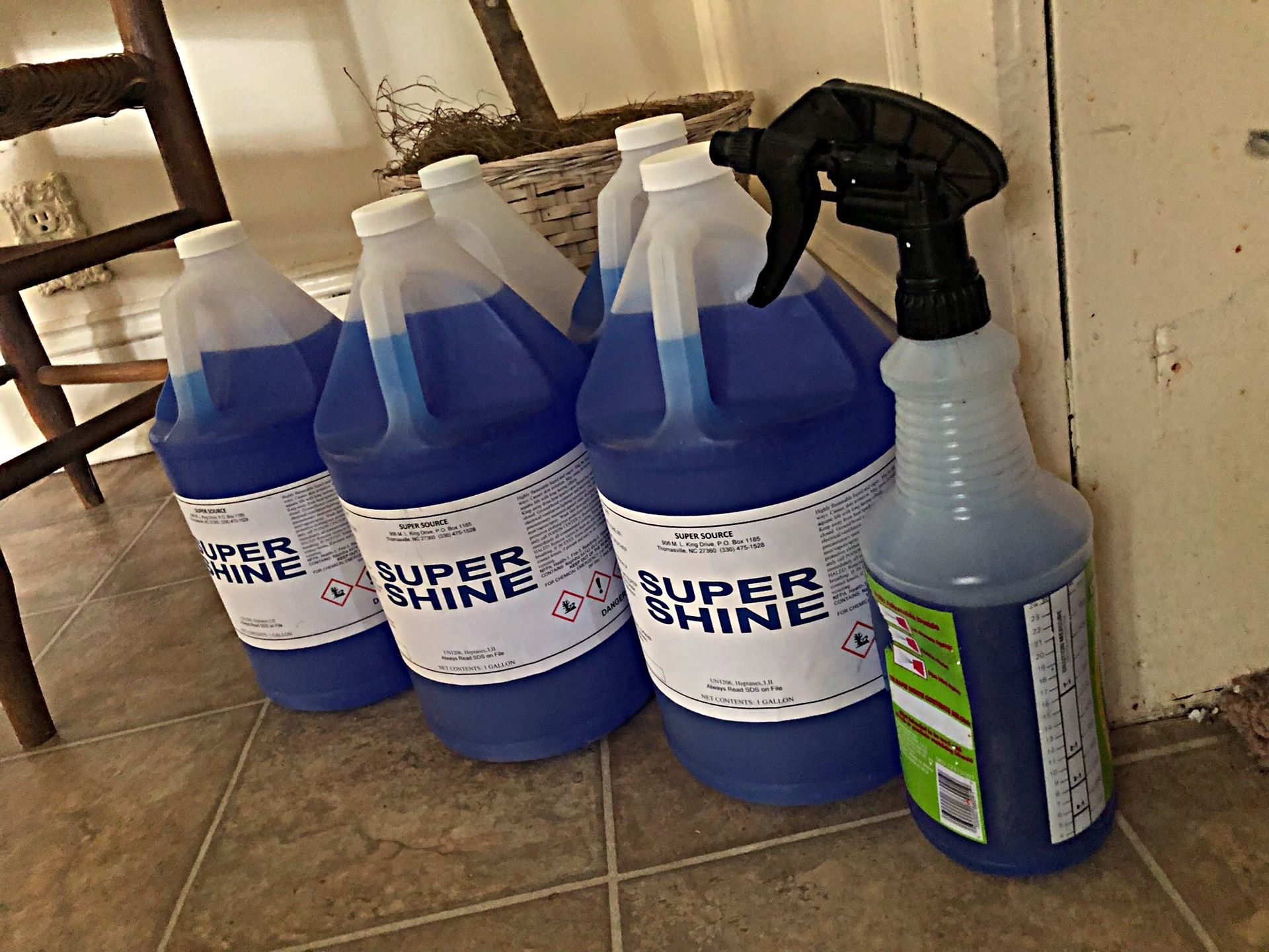 CUSTOM DEALERSHIP TIRE SHINE