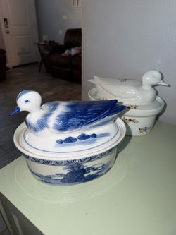 Vintage duck tureen