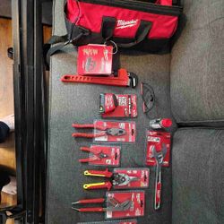 Milwaukee tools with bag