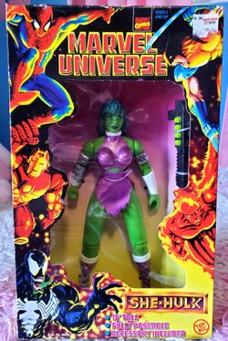 She-Hulk Marvel Universe Figure
