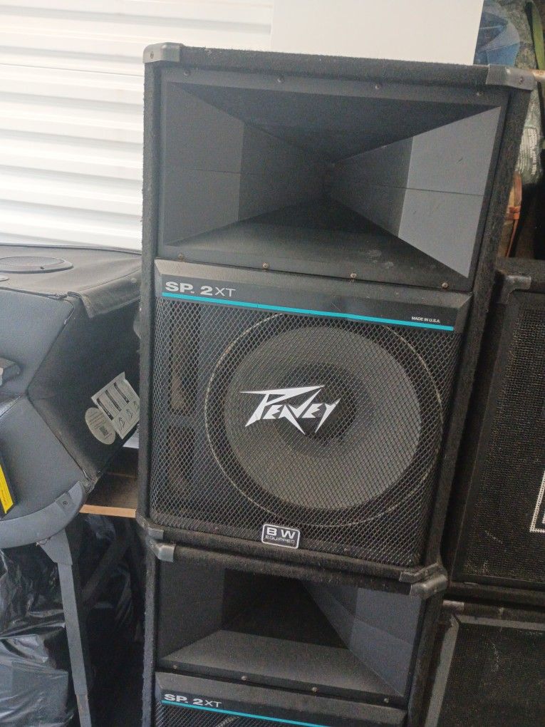 Pevey Speakers