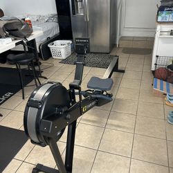 Rowing Machine-Concept 2 RowERG *LIKE NEW*