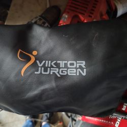 Viktor Jurgen Massager
